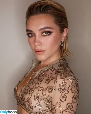 Florence Pugh / florencepugh nude photo #0133