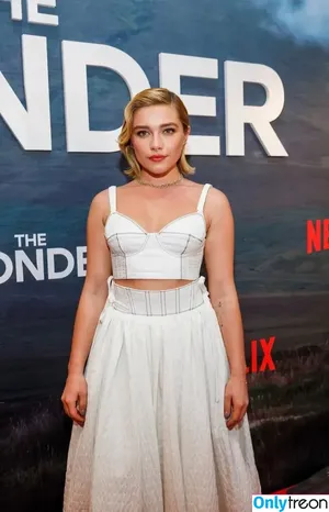 Florence Pugh / florencepugh nude photo #0158