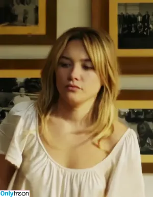 Florence Pugh / florencepugh nude photo #0162