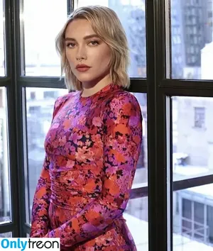 Florence Pugh / florencepugh nude photo #0165
