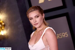 Florence Pugh / florencepugh nude photo #0171