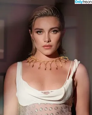 Florence Pugh / florencepugh nude photo #0176