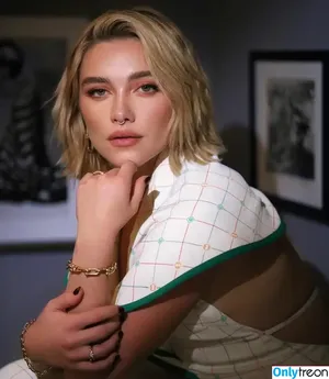 Florence Pugh / florencepugh nude photo #0188