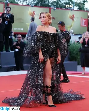 Florence Pugh / florencepugh nude photo #0232