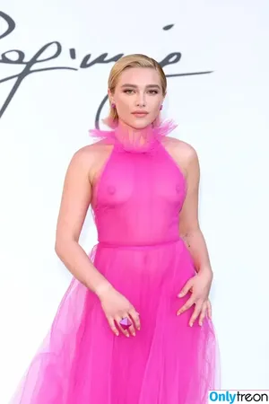 Florence Pugh / florencepugh nude photo #0235