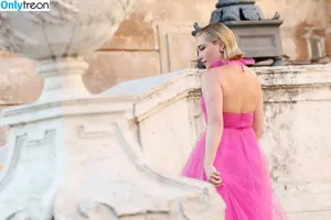 Florence Pugh / florencepugh nude photo #0255