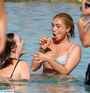 Florence Pugh / florencepugh nude photo #0258