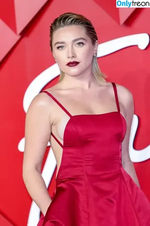 Florence Pugh / florencepugh nude photo #0301