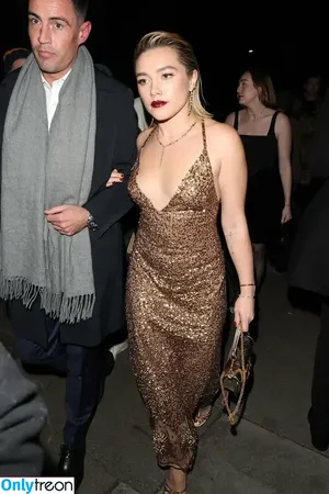 Florence Pugh / florencepugh nude photo #0304
