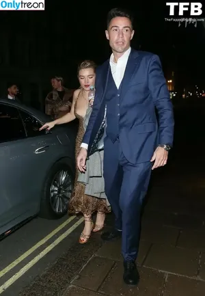 Florence Pugh / florencepugh nude photo #0314