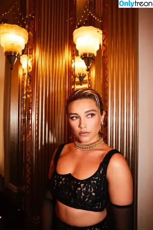 Florence Pugh / florencepugh nude photo #0324