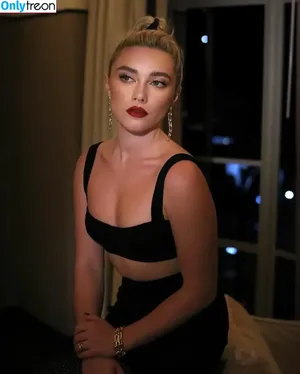 Florence Pugh / florencepugh nude photo #0346