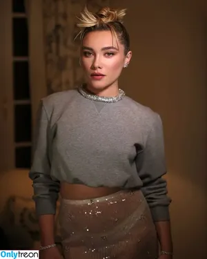 Florence Pugh / florencepugh nude photo #0376