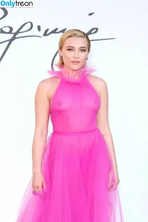 Florence Pugh / florencepugh nude photo #0398