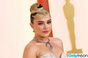 Florence Pugh / florencepugh nude photo #0420