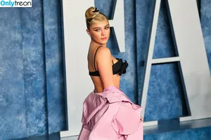 Florence Pugh / florencepugh nude photo #0430