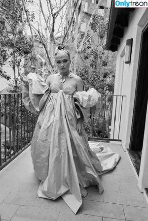 Florence Pugh / florencepugh nude photo #0435