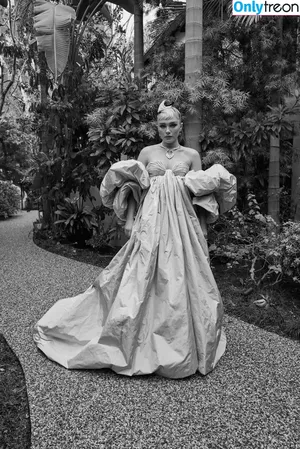 Florence Pugh / florencepugh nude photo #0441