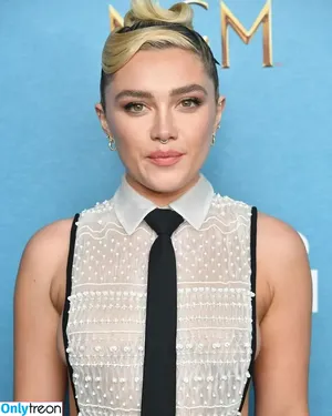 Florence Pugh / florencepugh nude photo #0465