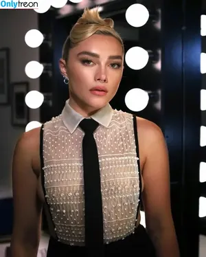 Florence Pugh / florencepugh nude photo #0468