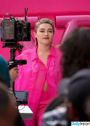 Florence Pugh / florencepugh nude photo #0505