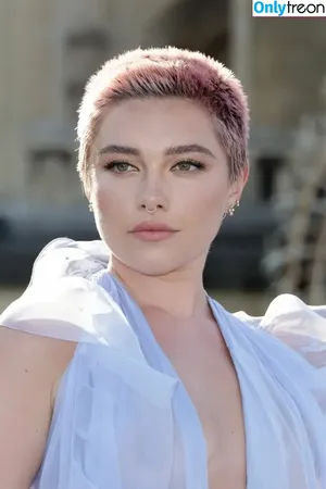 Florence Pugh / florencepugh nude photo #0592