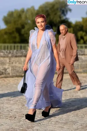 Florence Pugh / florencepugh nude photo #0612
