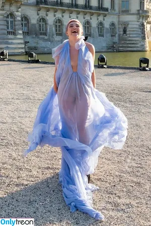 Florence Pugh / florencepugh nude photo #0641
