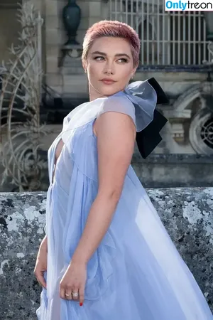 Florence Pugh / florencepugh nude photo #0673