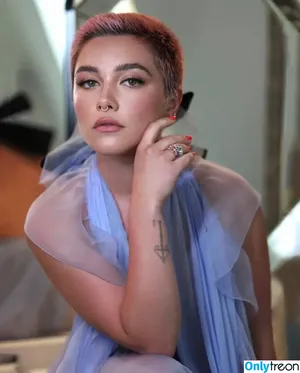Florence Pugh / florencepugh nude photo #0680
