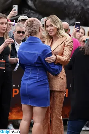 Florence Pugh / florencepugh nude photo #0687