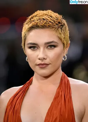 Florence Pugh / florencepugh nude photo #0718