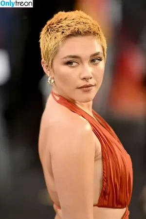 Florence Pugh / florencepugh nude photo #0733