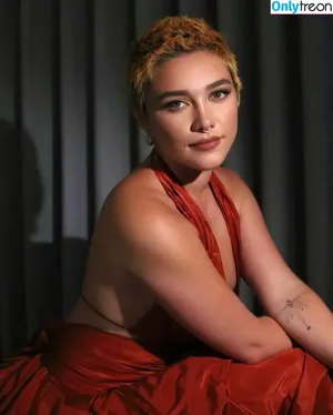 Florence Pugh / florencepugh nude photo #0736