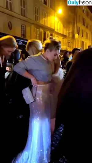 Florence Pugh / florencepugh nude photo #0954