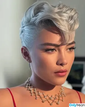 Florence Pugh / florencepugh nude photo #0981