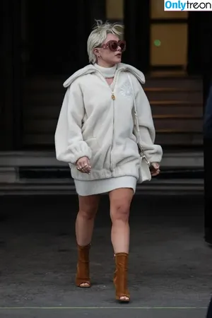 Florence Pugh / florencepugh nude photo #0992