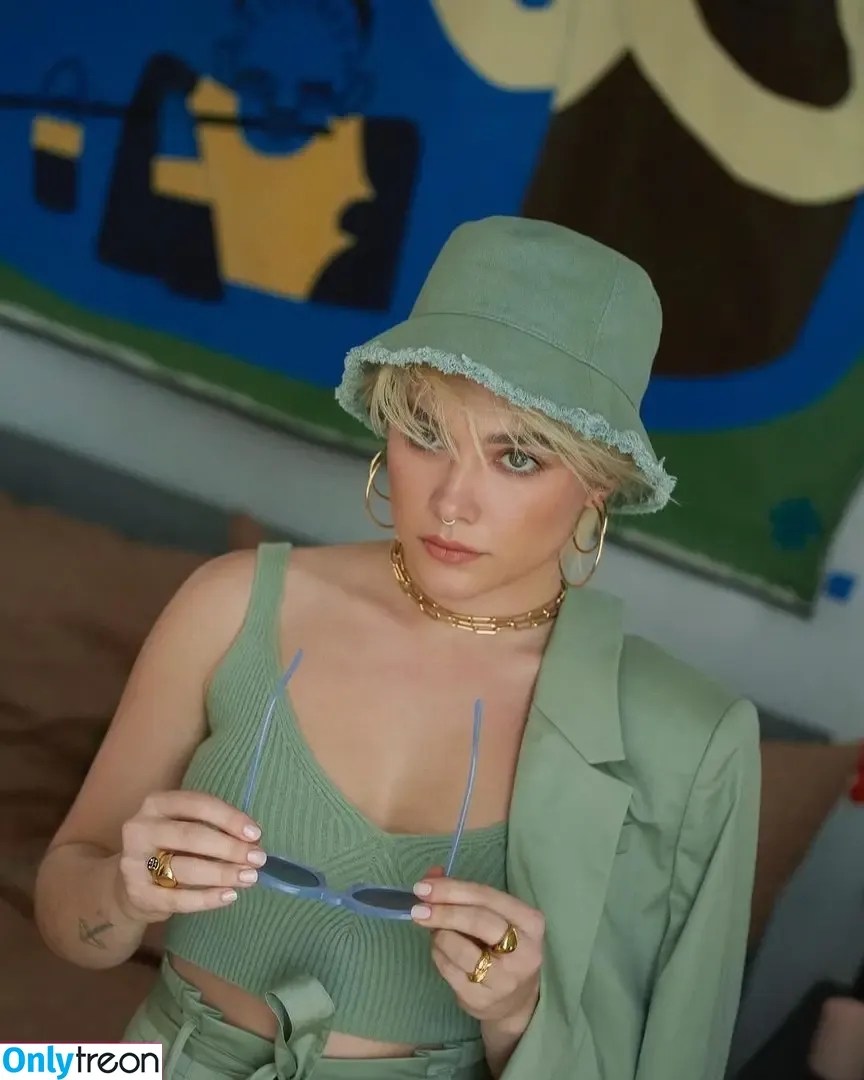 Florence Pugh nude photo #0013 (florencepugh)