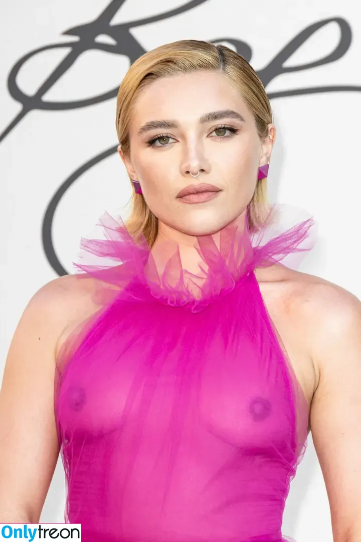 Florence Pugh nude photo #0067 (florencepugh)