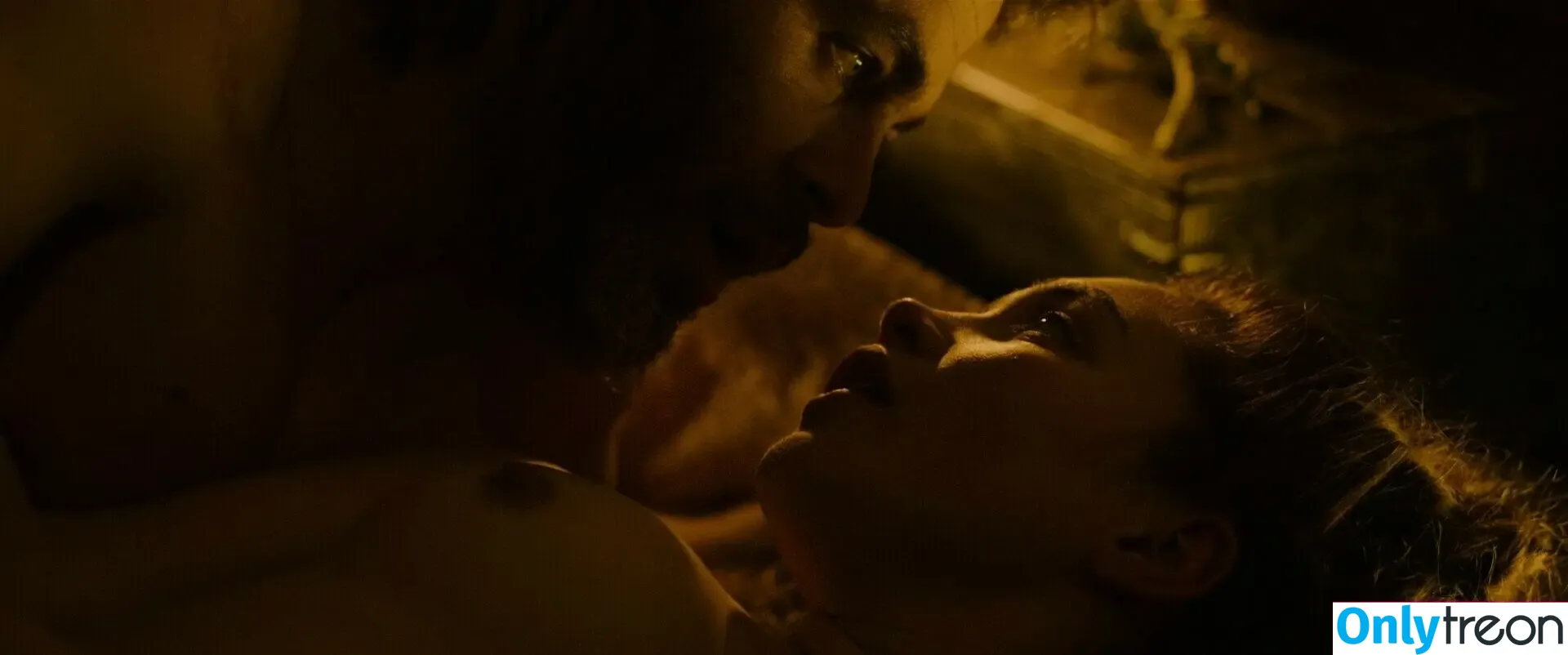 Florence Pugh nude photo #0097 (florencepugh)
