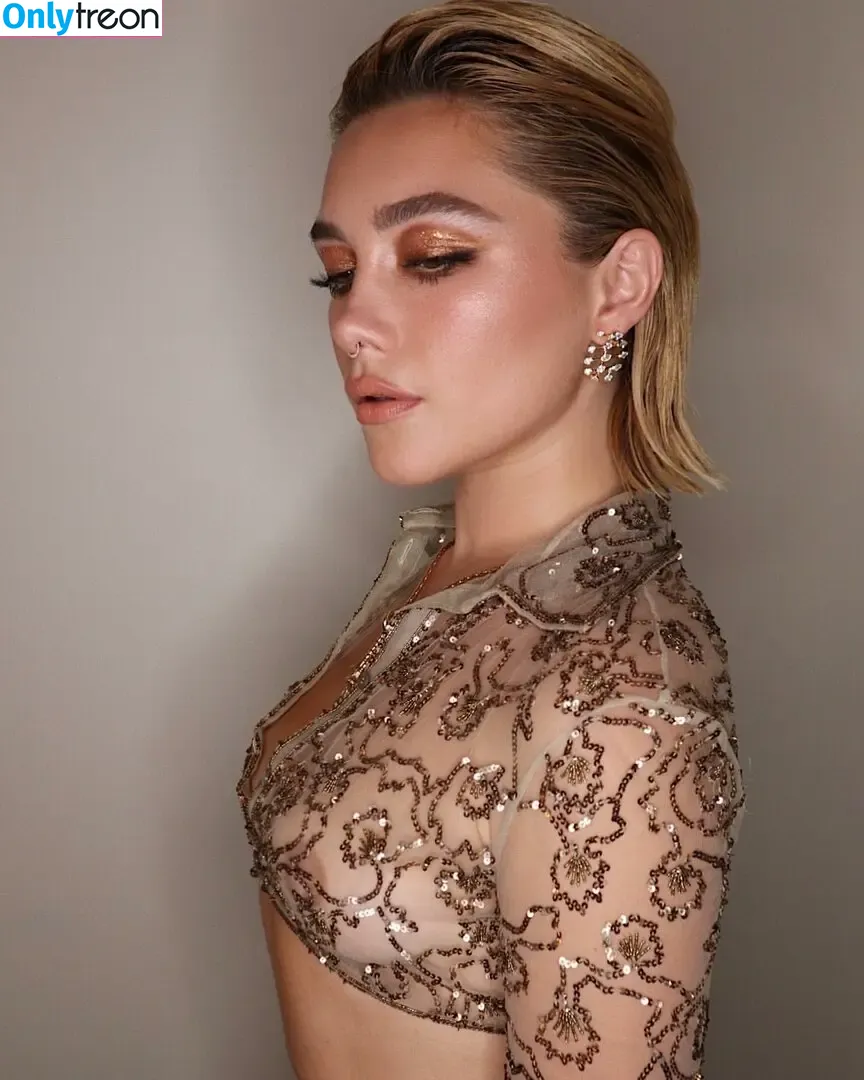Florence Pugh nude photo #0136 (florencepugh)