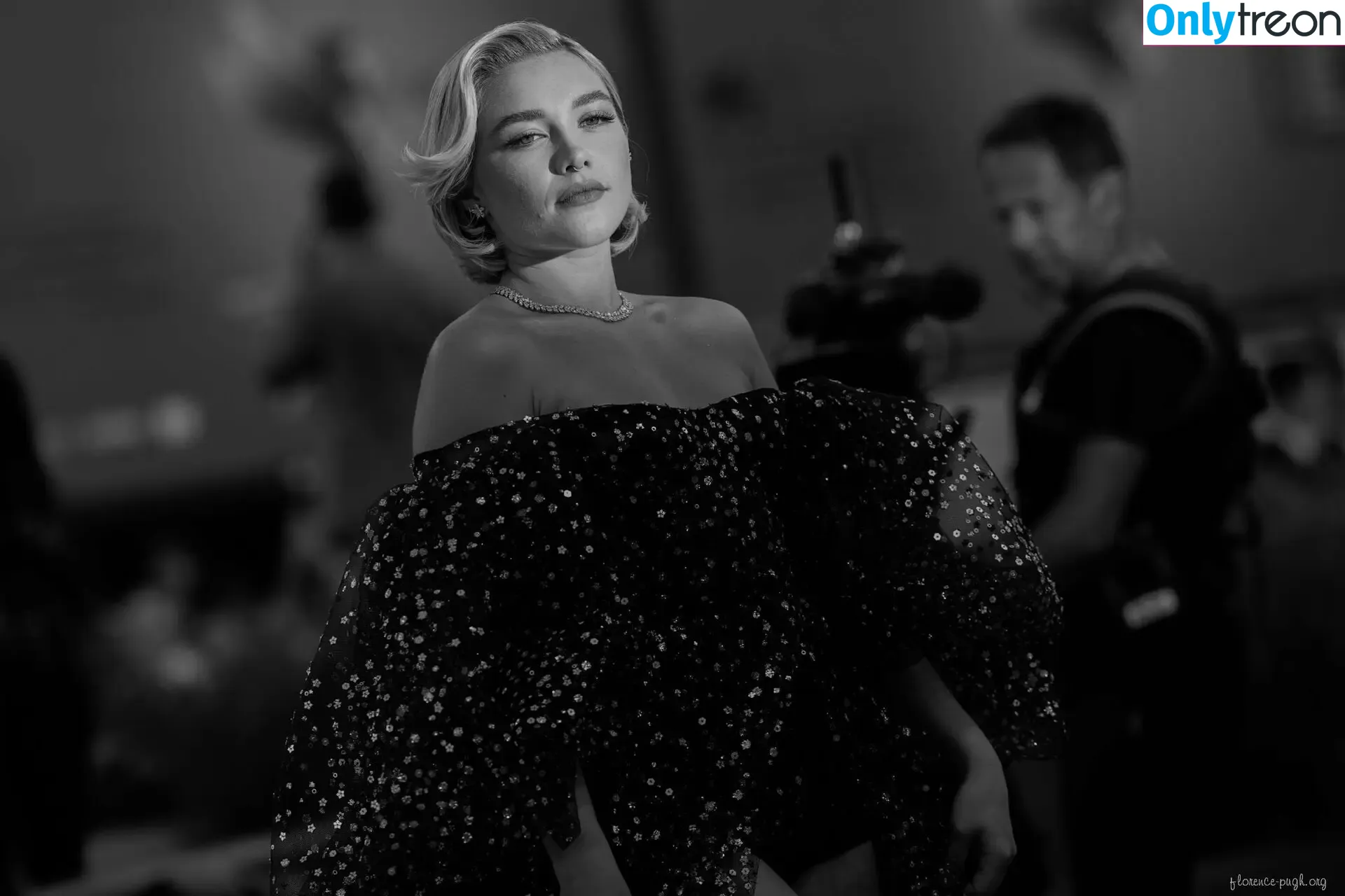 Florence Pugh nude photo #0199 (florencepugh)