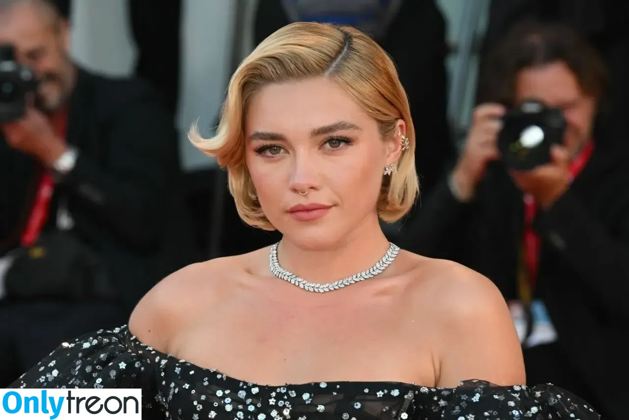Florence Pugh nude photo #0211 (florencepugh)