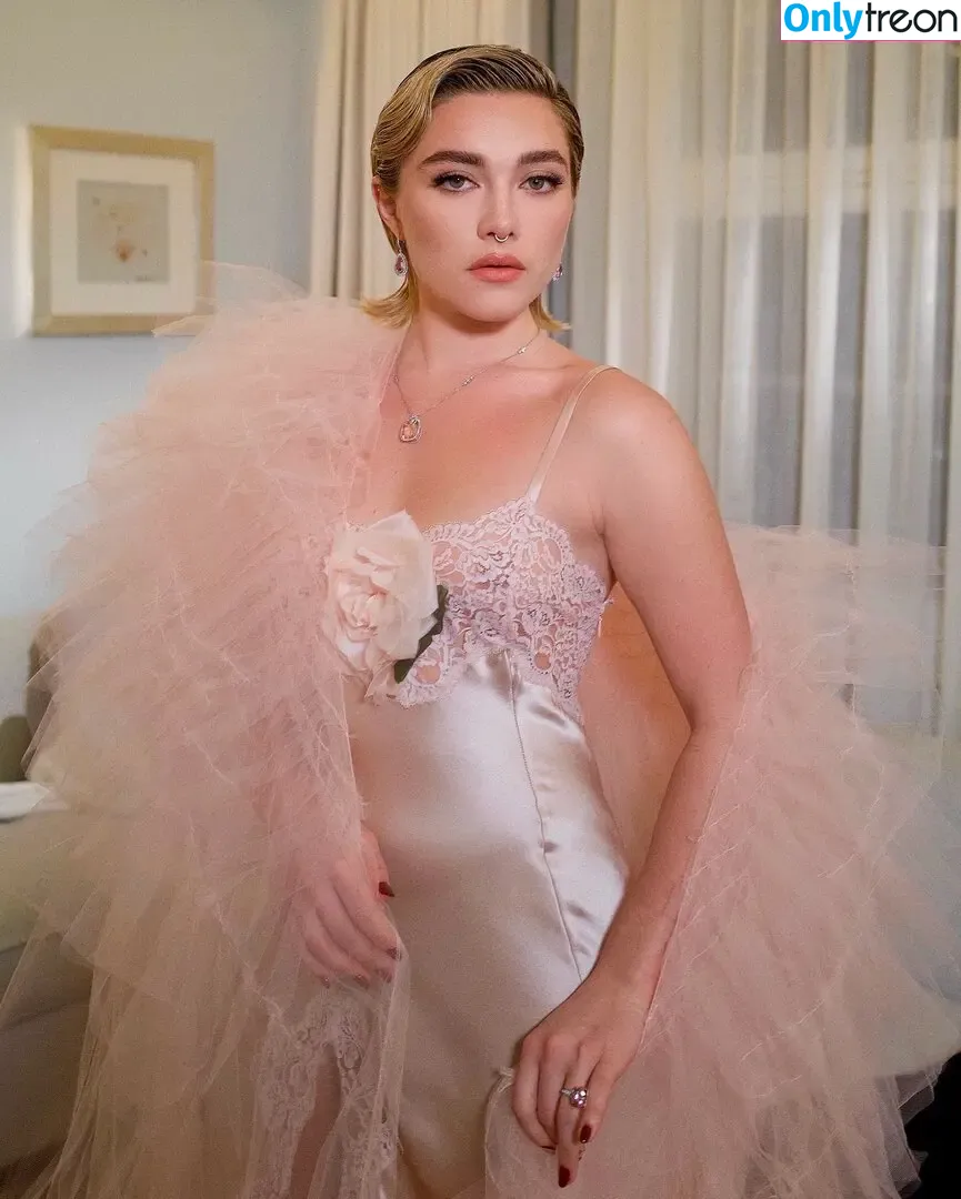 Florence Pugh nude photo #0284 (florencepugh)