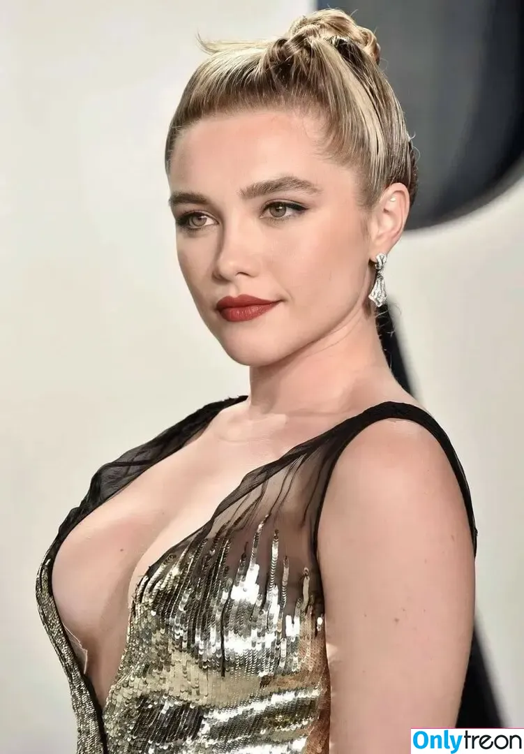 Florence Pugh nude photo #0349 (florencepugh)