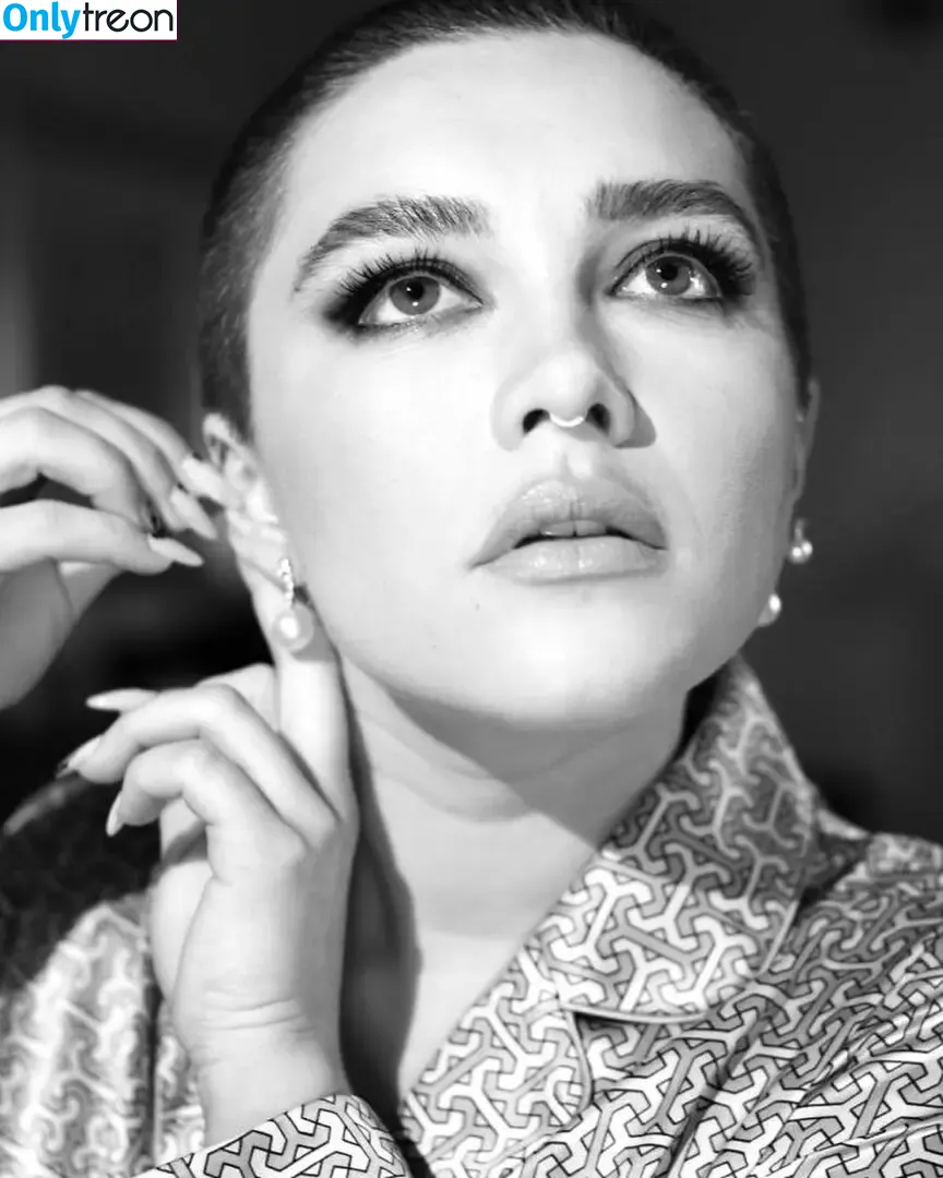 Florence Pugh nude photo #0568 (florencepugh)