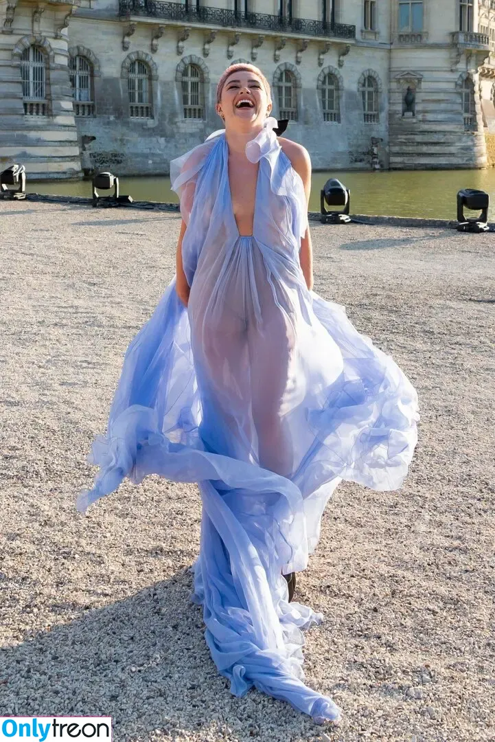 Florence Pugh nude photo #0641 (florencepugh)