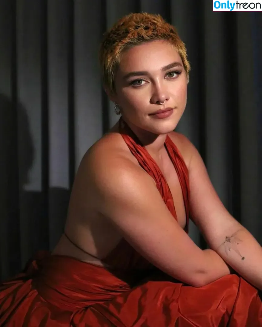 Florence Pugh nude photo #0736 (florencepugh)