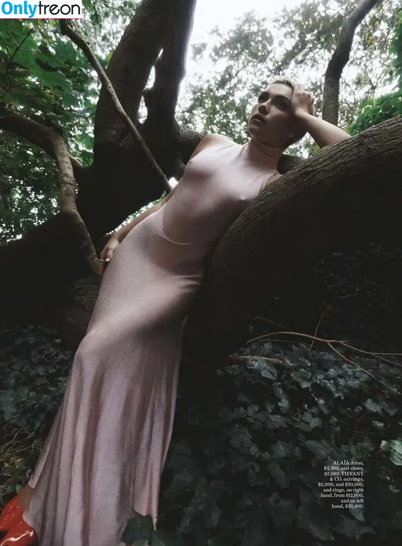Florence Pugh nude photo #0877 (florencepugh)