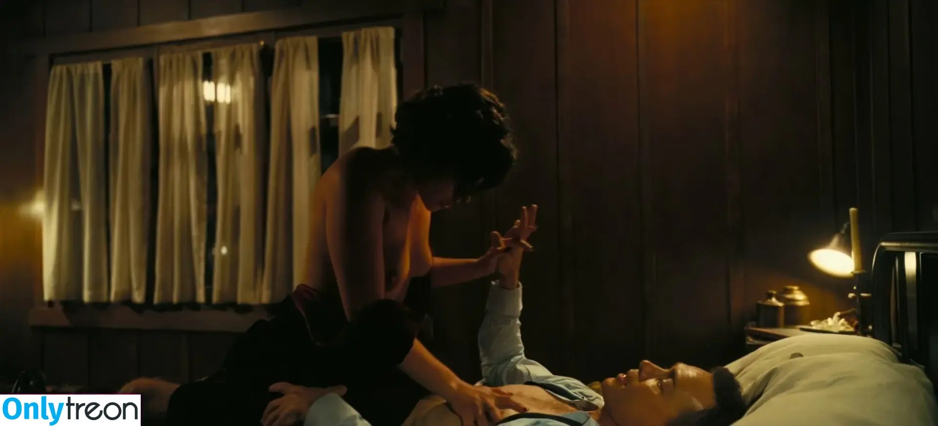 Florence Pugh nude photo #0898 (florencepugh)